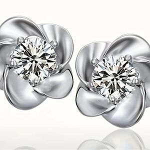 Dainty Daisy Blossom Stud Earrings S925 Posts, Sparkling Elegance (0.35 in)